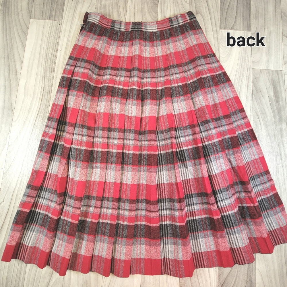 Pendleton Wool Skirt Size 10 26"W Red and Gray Plaid Pleated A-Line Midi VTG - Picture 3 of 9